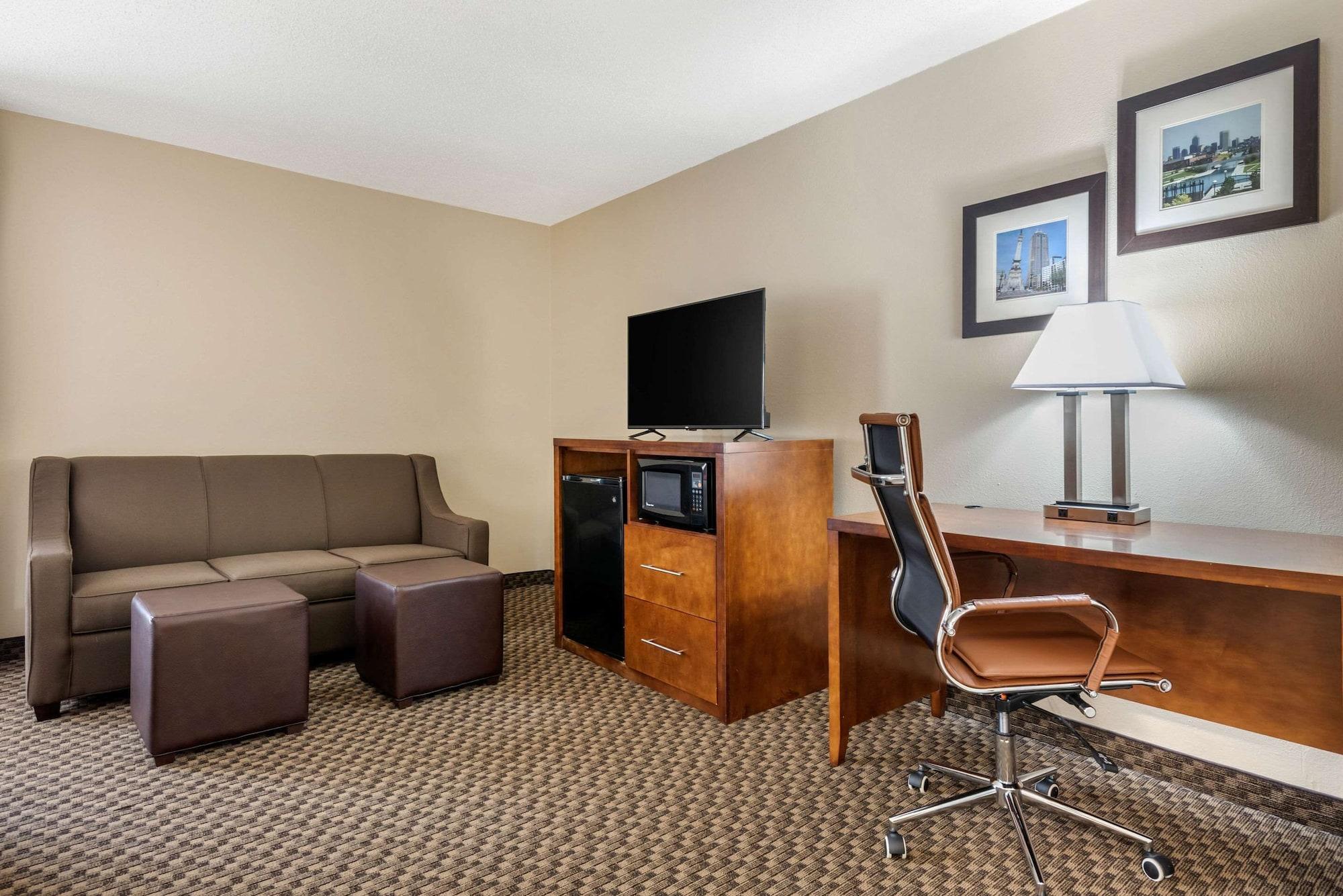 Comfort Inn South Indianapolis Buitenkant foto